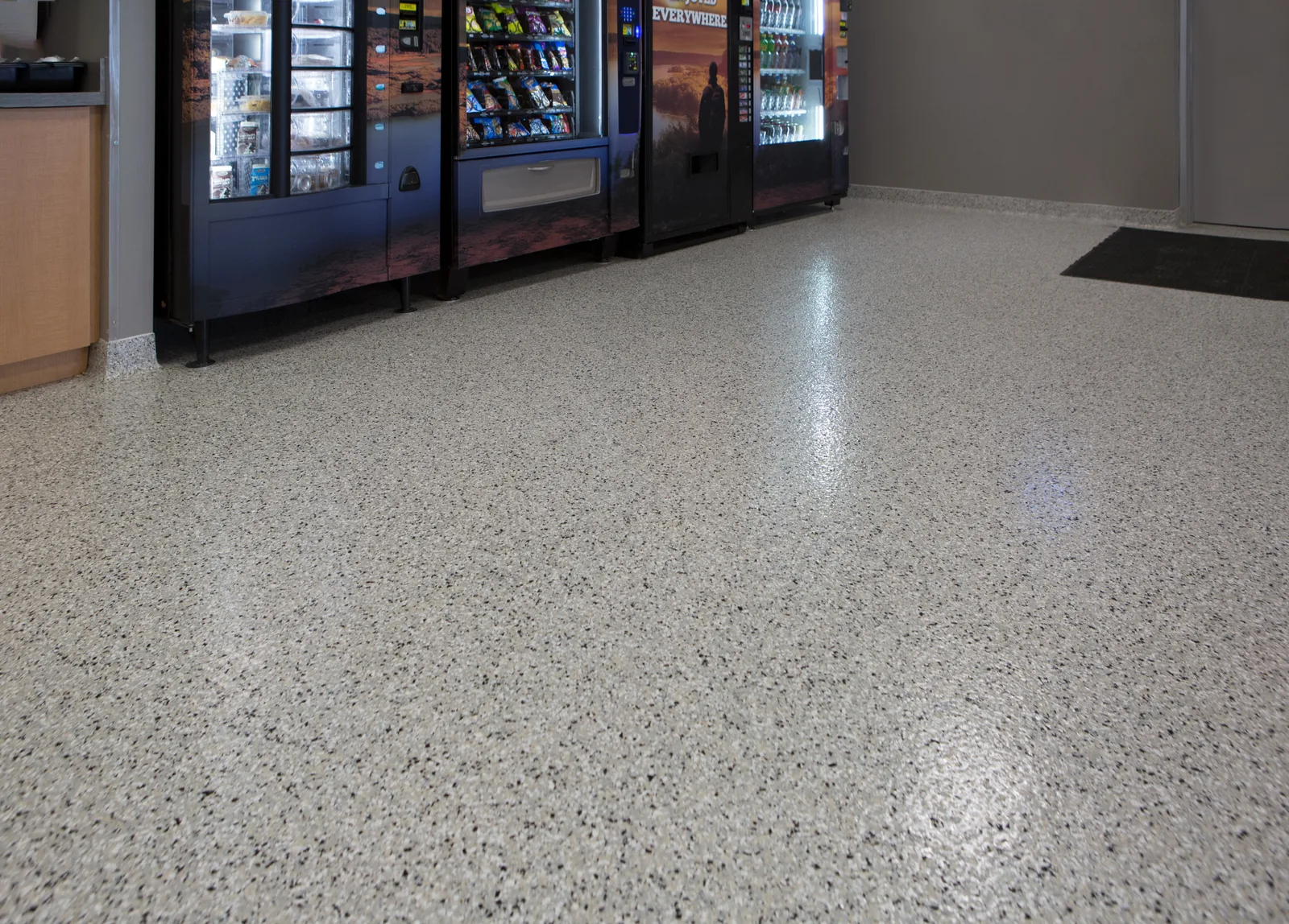 Cabin Fever Ow7 epoxy floor